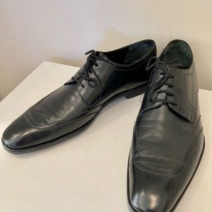 Salvatore Ferragamo men’s shoes size 12D soft calf leather, impressive styling.